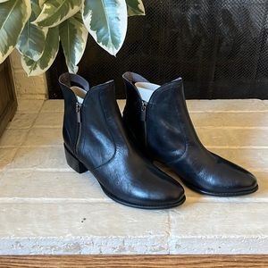 Seychelles black booties NWOT size 9